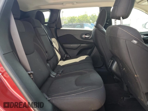 2016 Jeep Cherokee Latitude z VIN 1C4PJMCSXGW368550, wystawiony jako Copart lot #54358445 z przebiegiem 159 013 mil mil oraz Szkoda całkowita • Salvage title. Historia ofert i sprzedaży dostępna na DreamBid. Obrazek 11.