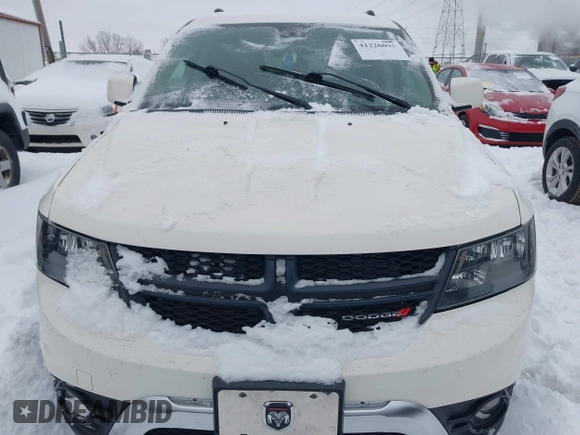 2016 Dodge Journey Crossroad z VIN 3C4PDCGG9GT213551, wystawiony jako IAAI lot #41226091 z przebiegiem 117 789 mil mil oraz . Historia ofert i sprzedaży dostępna na DreamBid. Obrazek 12.