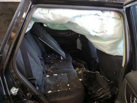 2016 Nissan Rogue SV with VIN KNMAT2MT3GP622007, listed as a Copart auction lot 43859945 with Not Provided miles and Salvage Title. Bid and sale history available at carsss.com. Image 11.