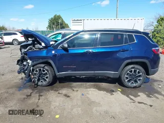 2020 Jeep Compass Trailhawk with VIN 3C4NJDDB1LT106549, listed as a IAAI auction lot 41885628 with 98,374 mi miles and . Bid and sale history available at DreamBid. Image 14.