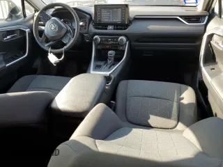 2020 Toyota RAV4 XLE with VIN 2T3W1RFV3LW088881, listed as a Copart auction lot 61539905 with 27,996 mi miles and Clean title. Bid and sale history available at DreamBid. Image 8.