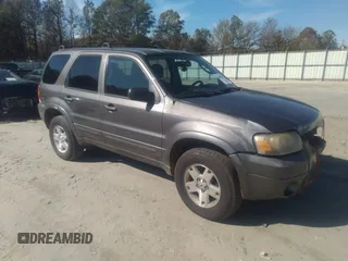 2006 Ford Escape Limited z VIN 1FMYU04126KC42744, wystawiony jako IAAI lot #40839433 z przebiegiem 161 429 mil mil oraz . Historia ofert i sprzedaży dostępna na DreamBid. Obrazek 1.