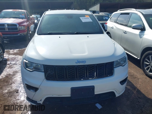 2017 Jeep Grand Cherokee Laredo with VIN 1C4RJEAG7HC637684, listed as a IAAI auction lot 41508008 with 155,471 mi miles. Bid and sale history available at carsss.com. Image 12.