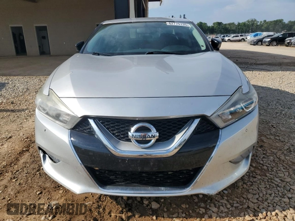 2016 Nissan Maxima SV with VIN 1N4AA6AP5GC400232, listed as a Copart auction lot 62775135 with 196,961 mi miles and Salvage title. Bid and sale history available at DreamBid. Image 5.