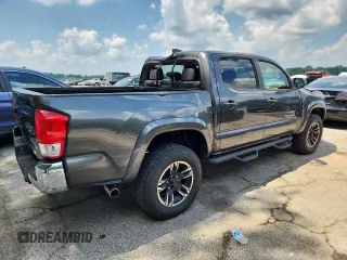 2017 Toyota Tacoma SR5 with VIN 3TMAZ5CNXHM044286, listed as a Copart auction lot 61455145 with 112,079 mi miles and Salvage title. Bid and sale history available at DreamBid. Image 3.