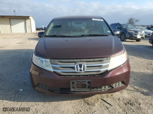 2013 Honda Odyssey EX with VIN 5FNRL5H44DB063046, listed as a Copart auction lot 41371455 with 309,518 mi miles and Salvage Title. Bid and sale history available at carsss.com. Image 5.