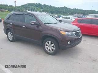 2013 Kia Sorento LX with VIN 5XYKT3A6XDG346769, listed as a IAAI auction lot 42562033 with 207,113 mi miles and . Bid and sale history available at DreamBid. Image 1.