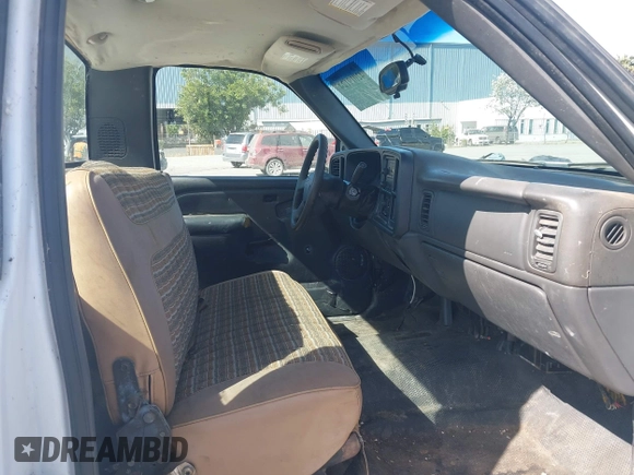 2006 Chevrolet Silverado 1500 Work Truck with VIN 1GCEC14X56Z229630, listed as a IAAI auction lot 42019124 with 380,561 mi miles and . Bid and sale history available at DreamBid. Image 5.