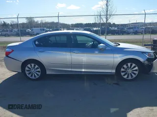 2014 Honda Accord EX-L with VIN 1HGCR2F82EA238446, listed as a IAAI auction lot 41861972 with 75,863 mi miles and . Bid and sale history available at carsss.com. Image 13.