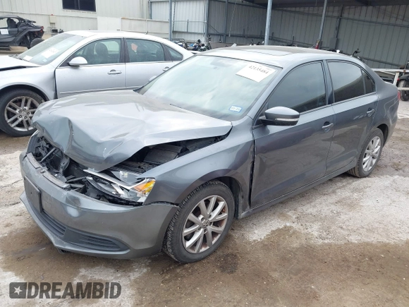 2012 Volkswagen Jetta SE with VIN 3VWDX7AJ5CM326405, listed as a IAAI auction lot 42135484 with 187,268 mi miles and . Bid and sale history available at DreamBid. Image 17.
