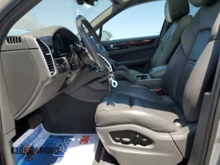 2022 Porsche Cayenne Turbo S E-Hybrid with VIN WP1AA2AY8NDA01171, listed as a Copart auction lot 55990585 with 54,390 mi miles and Salvage title. Bid and sale history available at DreamBid. Image 7.
