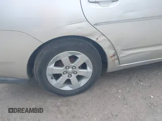 2005 Toyota Prius z VIN JTDKB20U257051452, wystawiony jako IAAI lot #42451660 z przebiegiem 166 106 mil mil oraz . Historia ofert i sprzedaży dostępna na DreamBid. Obrazek 6.