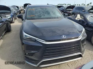 2024 Lexus TX 500h F Sport Premium z VIN 5TDABAB63RS001210, wystawiony jako Copart lot #74506724 z przebiegiem Nie podano mil oraz Nie do naprawy. Historia ofert i sprzedaży dostępna na DreamBid. Obrazek 5.