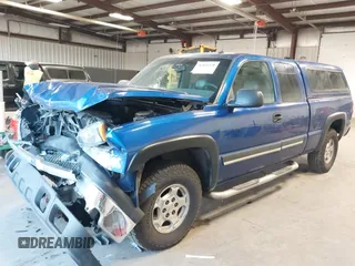 2003 Chevrolet Silverado 1500 with VIN 2GCEK19T331269122, listed as a IAAI auction lot 41461220 with 232,214 mi miles. Bid and sale history available at carsss.com. Image 17.