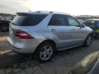 2014 Mercedes-Benz M 350 with VIN 4JGDA5JB6EA286414, listed as a Copart auction lot 45211705 with 165,043 mi miles and Salvage Title. Bid and sale history available at carsss.com. Image 3.