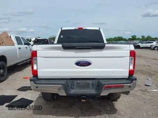 2019 Ford F-250 XL with VIN 1FT7W2B64KEF02378, listed as a IAAI auction lot 42210226 with 83,758 mi miles and . Bid and sale history available at DreamBid. Image 16.
