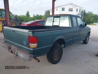 1996 Ford Ranger XL z VIN 1FTCR14AXTTA10663, wystawiony jako IAAI lot #42312413 z przebiegiem 104 211 mil mil oraz . Historia ofert i sprzedaży dostępna na DreamBid. Obrazek 4.
