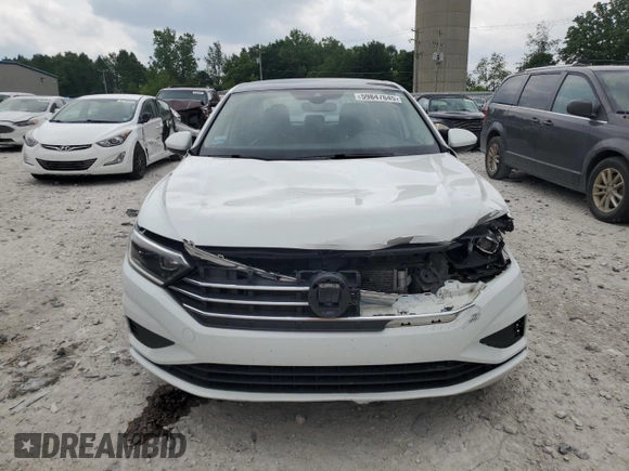 2019 Volkswagen Jetta SEL with VIN 3VWE57BU9KM075339, listed as a Copart auction lot 59847645 with 92,899 mi miles and Clean title. Bid and sale history available at DreamBid. Image 5.