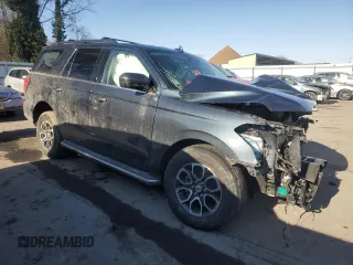 2022 Ford Expedition XLT with VIN 1FMJU1JT3NEA28288, listed as a Copart auction lot 87871685 with 0 mi miles and Salvage Title. Bid and sale history available at carsss.com. Image 4.