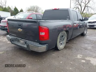 2010 Chevrolet Silverado 1500 LT with VIN 3GCRCSE0XAG224411, listed as a IAAI auction lot 41961505 with 188,055 mi miles and . Bid and sale history available at DreamBid. Image 4.