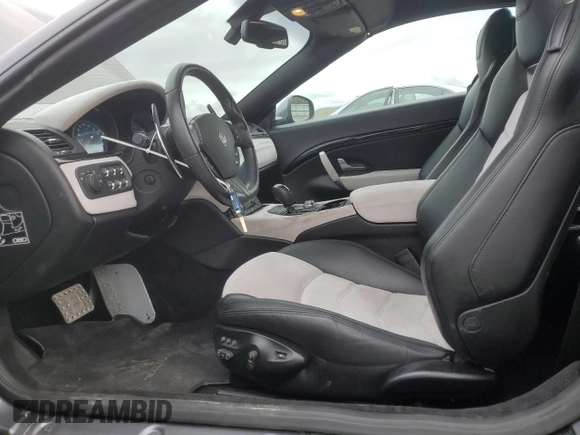 2019 Maserati GranTurismo Convertible Sport with VIN ZAM45VMA4K0315806, listed as a Copart auction lot 52621375 with 12,463 mi miles and Salvage Title. Bid and sale history available at carsss.com. Image 7.