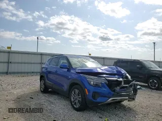 2021 Kia Seltos S z VIN KNDEUCAAXM7133459, wystawiony jako Copart lot #51489435 z przebiegiem 29 476 mil mil oraz Szkoda całkowita • Salvage title. Historia ofert i sprzedaży dostępna na DreamBid. Obrazek 11.