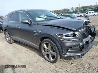 2023 Genesis GV80 z VIN KMUHCESC2PU127234, wystawiony jako IAAI lot #42076050 z przebiegiem 24 281 mil mil oraz . Historia ofert i sprzedaży dostępna na DreamBid. Obrazek 1.