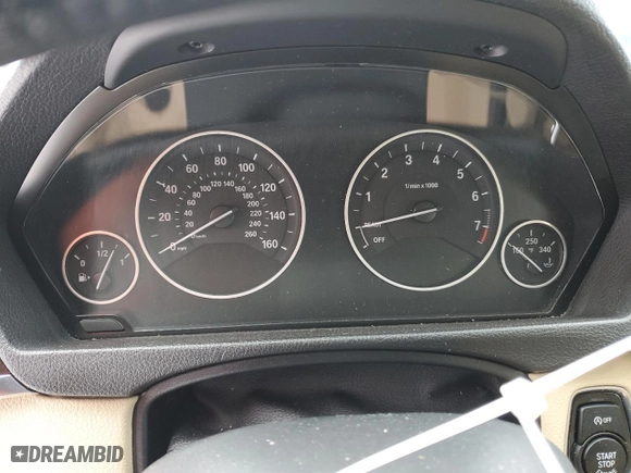 2015 BMW 3 Series 328i xDrive with VIN WBA3B3C57FF547270, listed as a Copart auction lot 87194914 with 0 mi miles and Salvage Title. Bid and sale history available at carsss.com. Image 9.
