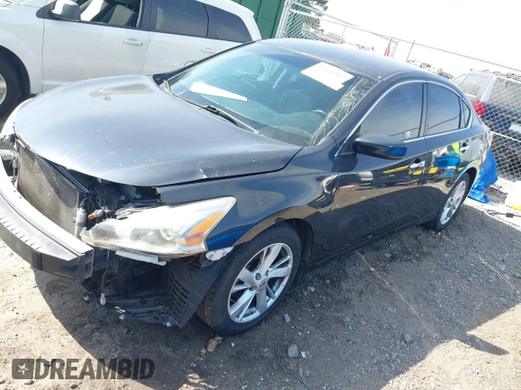 2014 Nissan Altima 2.5 S with VIN 1N4AL3AP3EC283062, listed as a IAAI auction lot 41666952 with 163,557 mi miles. Bid and sale history available at carsss.com. Image 17.
