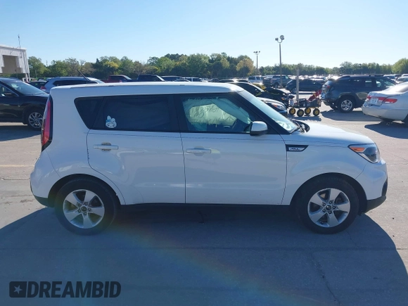 2018 Kia Soul with VIN KNDJN2A28J7907654, listed as a IAAI auction lot 41821737 with 90,586 mi miles and . Bid and sale history available at DreamBid. Image 13.