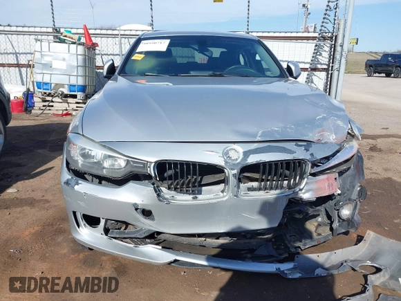 2014 BMW 3 Series 320i with VIN WBA3B1G58ENS81101, listed as a IAAI auction lot 38950717 with 1 mi miles. Bid and sale history available at carsss.com. Image 11.