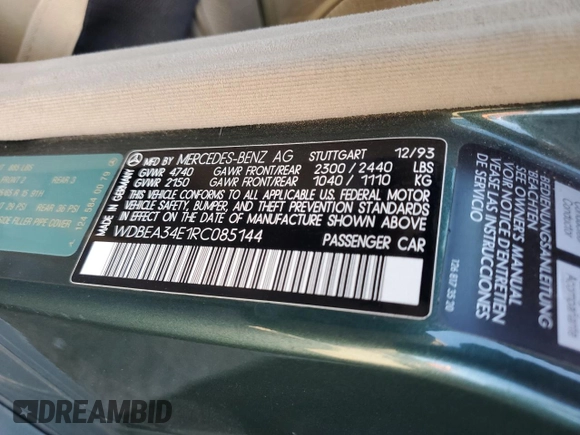 1994 Mercedes-Benz 400 E z VIN WDBEA34E1RC085144, wystawiony jako Copart lot #50966615 z przebiegiem 63 404 mil mil oraz Tytuł czysty. Historia ofert i sprzedaży dostępna na DreamBid. Obrazek 12.