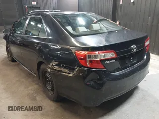 2013 Toyota Camry L with VIN 4T4BF1FK4DR288269, listed as a IAAI auction lot 41869777 with 57,585 mi miles. Bid and sale history available at carsss.com. Image 3.