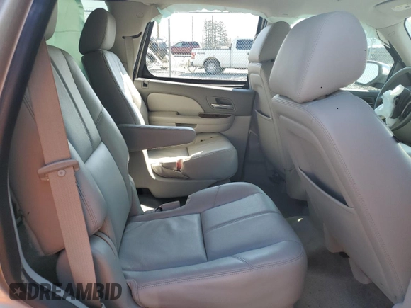 2013 Chevrolet Tahoe LT с VIN 1GNSCBE07DR119967, выставлен на аукционе Copart как лот 52685525 с пробегом Не указан миль и Списание • Salvage title. История ставок и продаж доступна на DreamBid. Изображение 11.