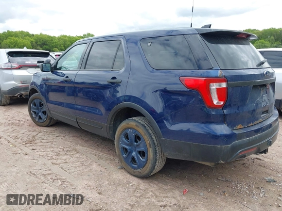 2016 Ford Police Interceptor Utility z VIN 1FM5K8AR2GGA28729, wystawiony jako IAAI lot #42318398 z przebiegiem 231 620 mil mil oraz . Historia ofert i sprzedaży dostępna na DreamBid. Obrazek 3.