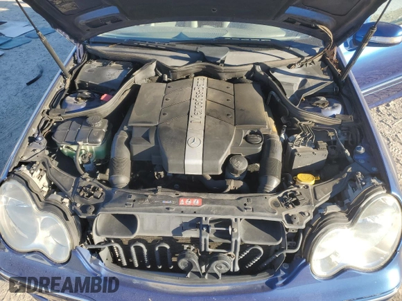 2005 Mercedes-Benz C 240 with VIN WDBRF61J55F577772, listed as a Copart auction lot 87605215 with 148,307 mi miles and Salvage Title. Bid and sale history available at DreamBid. Image 12.