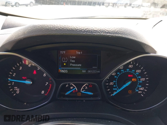 2015 Ford Escape Titanium with VIN 1FMCU9J90FUB00714, listed as a IAAI auction lot 42057717 with 61,223 mi miles. Bid and sale history available at carsss.com. Image 7.