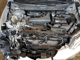 2015 Nissan Rogue SL with VIN 5N1AT2MV3FC769432, listed as a Copart auction lot 48476015 with 125,884 mi miles and Salvage Title. Bid and sale history available at carsss.com. Image 11.