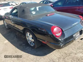 2005 Ford Thunderbird Deluxe with VIN 1FAHP60A15Y105185, listed as a IAAI auction lot 41807862 with 1 mi miles. Bid and sale history available at carsss.com. Image 3.