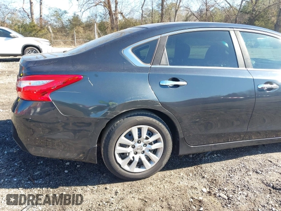 2016 Nissan Altima S with VIN 1N4AL3AP6GN361762, listed as a IAAI auction lot 41342000 with 114,012 mi miles and . Bid and sale history available at carsss.com. Image 6.