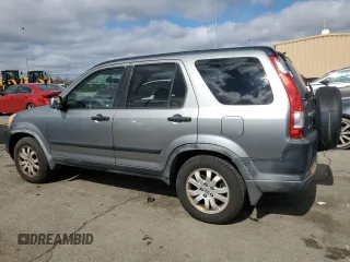 2005 Honda CR-V EX with VIN JHLRD78855C059858, listed as a Copart auction lot 48187525 with 238,899 mi miles and Salvage Title. Bid and sale history available at carsss.com. Image 2.
