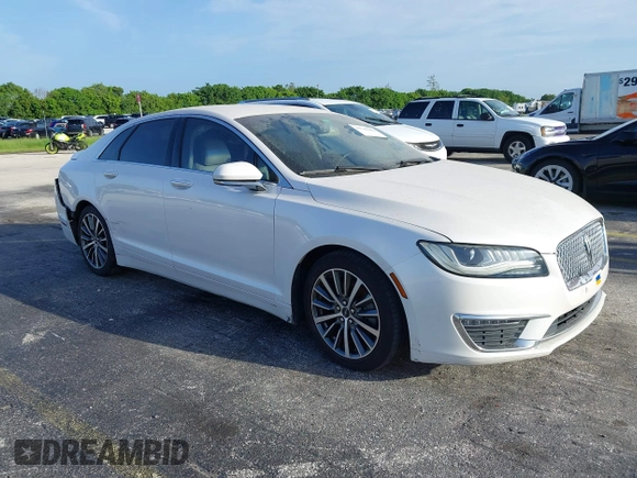 2017 Lincoln MKZ Hybrid Premiere с VIN 3LN6L5KU1HR631619, выставлен на аукционе IAAI как лот 39746492 с пробегом Не указан миль и . История ставок и продаж доступна на DreamBid. Изображение 1.