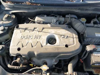 2007 Hyundai Accent SE z VIN KMHCN36CX7U032583, wystawiony jako IAAI lot #42159733 z przebiegiem 113 993 mil mil oraz . Historia ofert i sprzedaży dostępna na DreamBid. Obrazek 10.