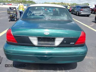 2010 Ford Police Interceptor с VIN 2FABP7BV1AX118489, выставлен на аукционе IAAI как лот 42597521 с пробегом Не указан миль и . История ставок и продаж доступна на DreamBid. Изображение 16.