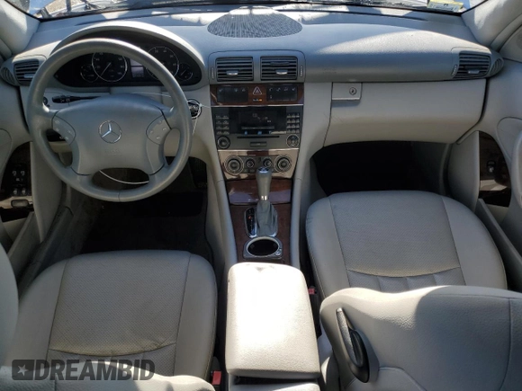 2006 Mercedes-Benz C 280 Luxury with VIN WDBRF92H36F783476, listed as a Copart auction lot 44278345 with 113,370 mi miles and Clean Title. Bid and sale history available at DreamBid. Image 8.