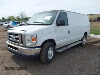2011 Ford Econoline Cargo Commercial z VIN 1FTNE2EW0BDA56676, wystawiony jako IAAI lot #42215010 z przebiegiem 179 752 mil mil oraz . Historia ofert i sprzedaży dostępna na DreamBid. Obrazek 2.