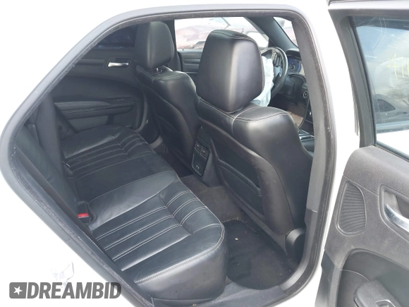 2015 Chrysler 300 with VIN 2C3CCAGG5FH808771, listed as a IAAI auction lot 41156907 with 133,000 mi miles. Bid and sale history available at carsss.com. Image 8.