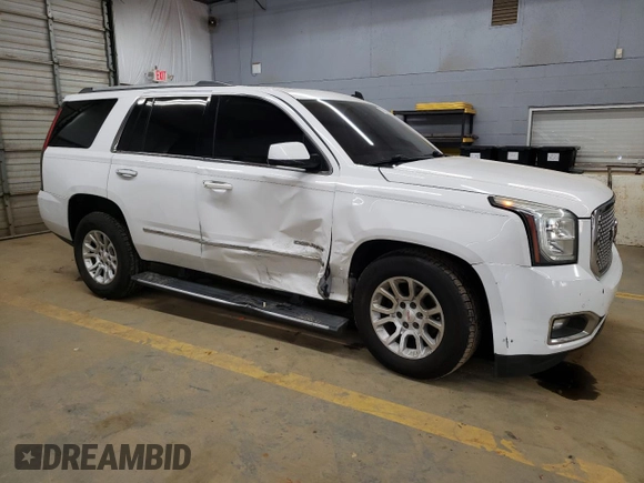 2015 GMC Yukon Denali with VIN 1GKS2CKJ1FR191804, listed as a Copart auction lot 68242514 with 250,403 mi miles and Salvage Title. Bid and sale history available at carsss.com. Image 4.