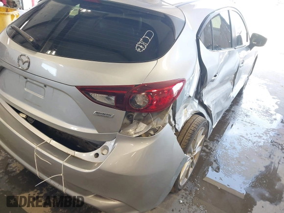 2017 Mazda 3 Touring с VIN 3MZBN1L77HM117184, выставлен на аукционе IAAI как лот 42460172 с пробегом 84 694 миль миль и . История ставок и продаж доступна на DreamBid. Изображение 6.