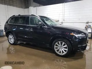 2016 Volvo XC90 T6 Momentum z VIN YV4A22PK1G1027971, wystawiony jako Copart lot #56452485 z przebiegiem 87 940 mil mil oraz Szkoda całkowita • Salvage title. Historia ofert i sprzedaży dostępna na DreamBid. Obrazek 4.